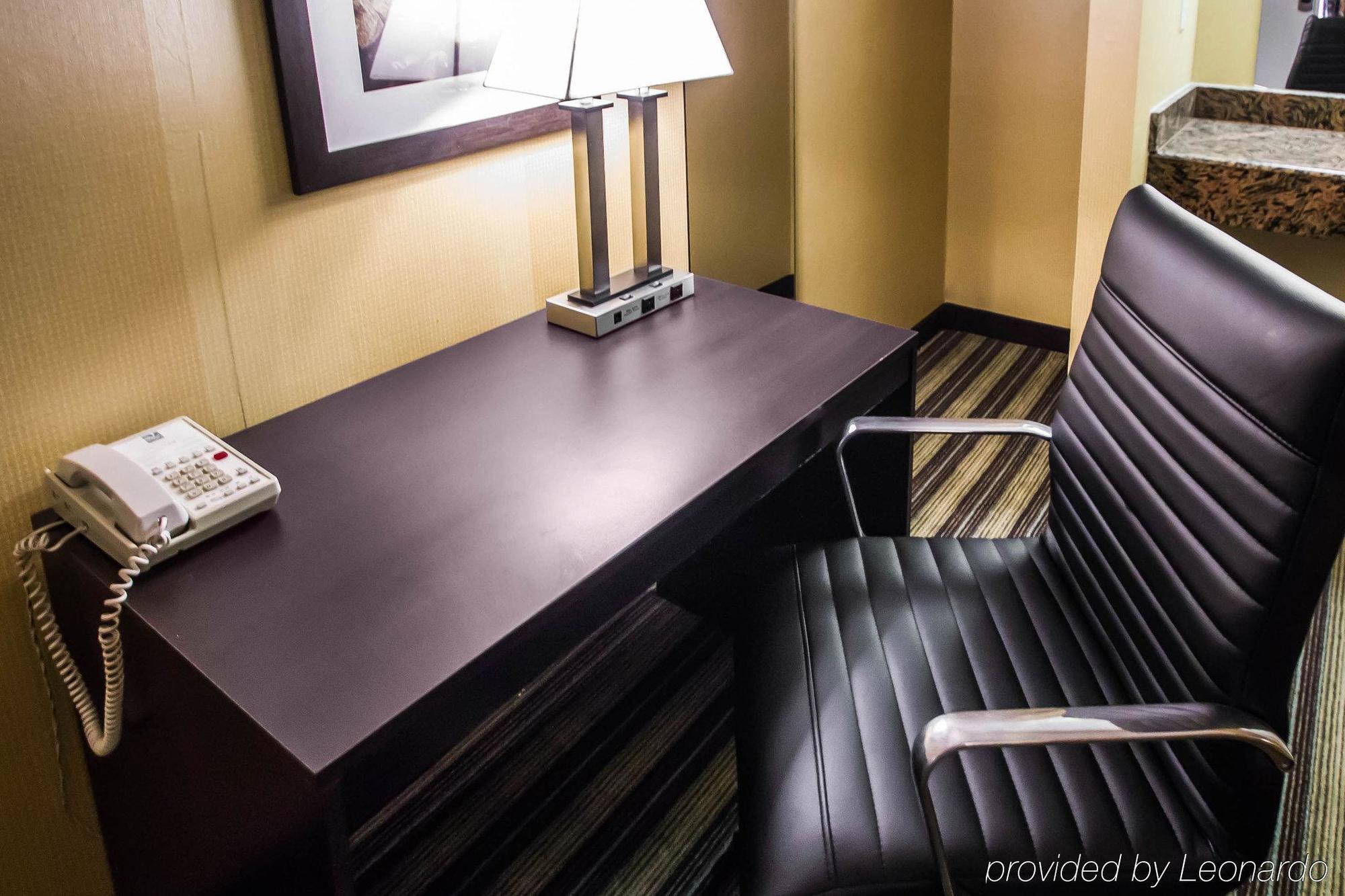 Quality Inn East Haven - New Haven Extérieur photo