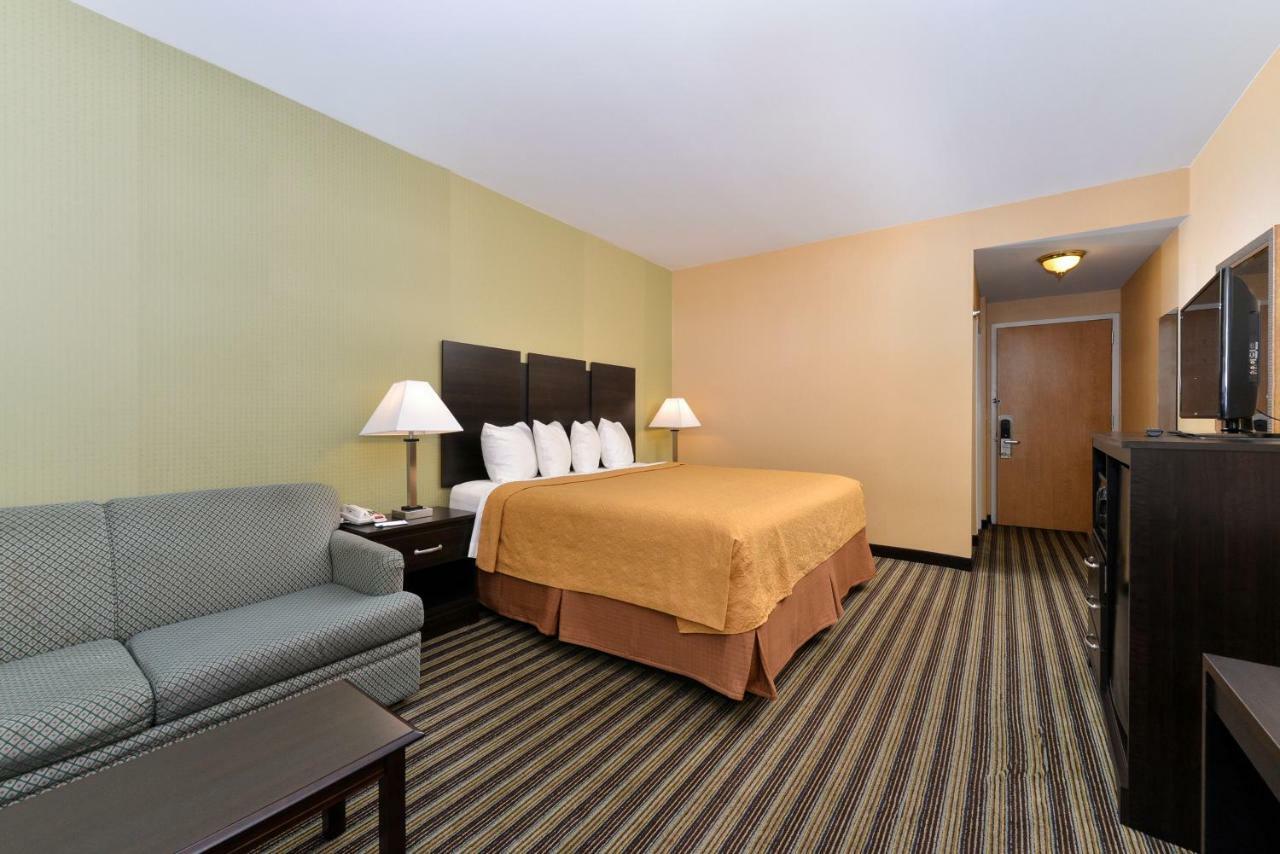 Quality Inn East Haven - New Haven Extérieur photo
