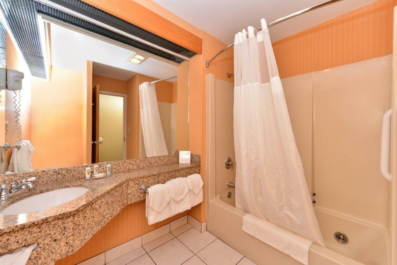 Quality Inn East Haven - New Haven Extérieur photo